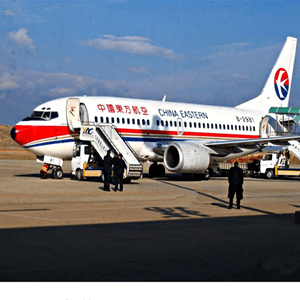 鄂托克旗乌兰空运公司航空快运业稳步发展的原因是什么？